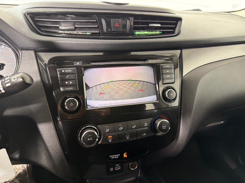 2021 Nissan Rogue Image 16