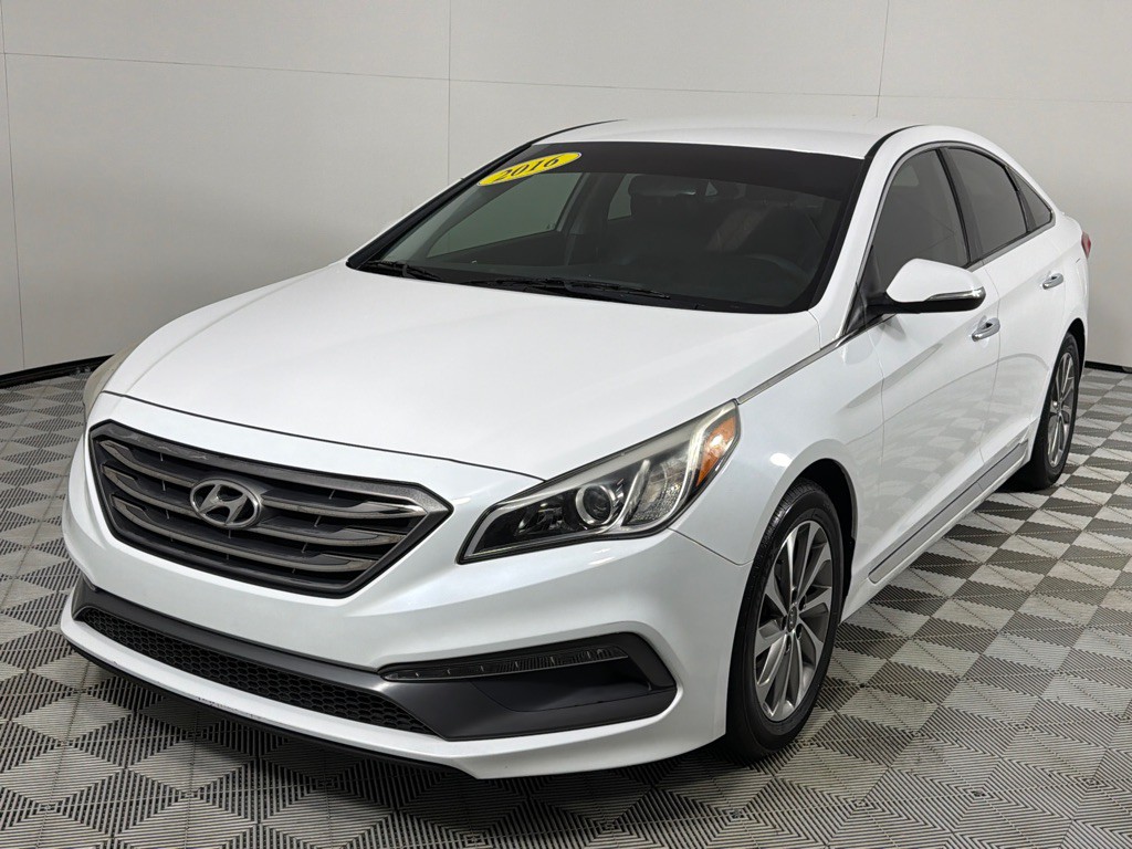 2016 Hyundai Sonata Image 10
