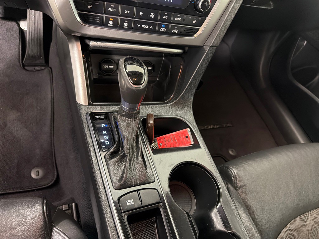 2016 Hyundai Sonata Image 18