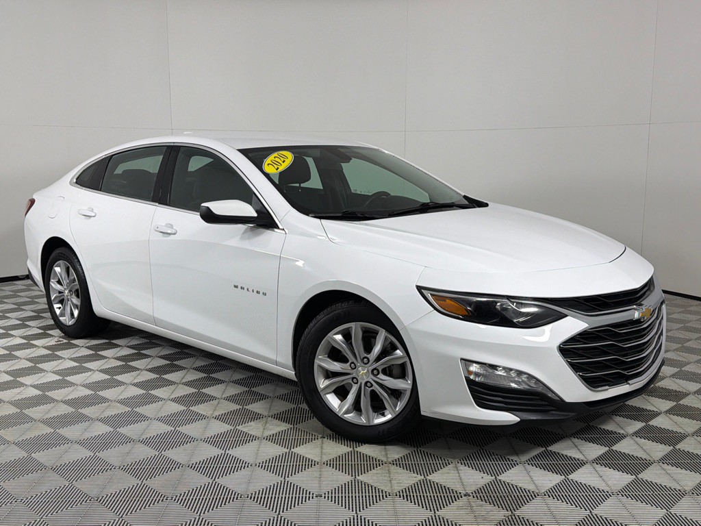 2020 Chevrolet Malibu Image 2