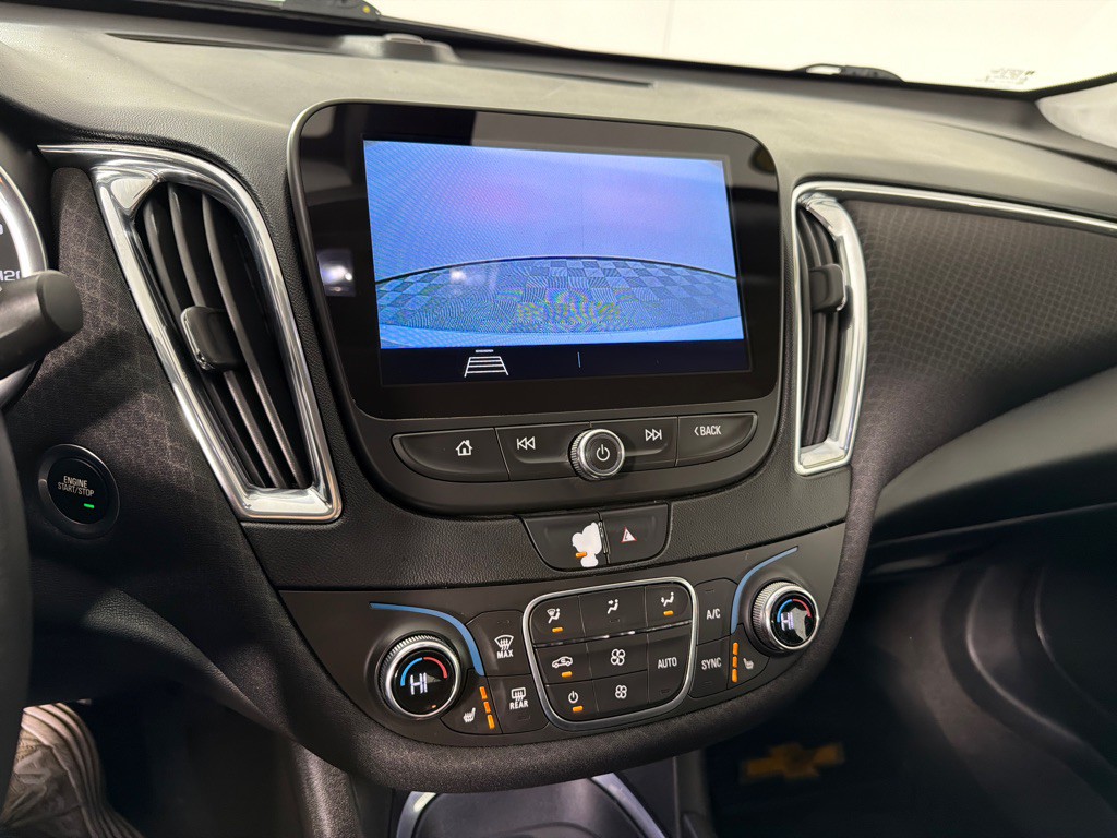 2020 Chevrolet Malibu Image 17