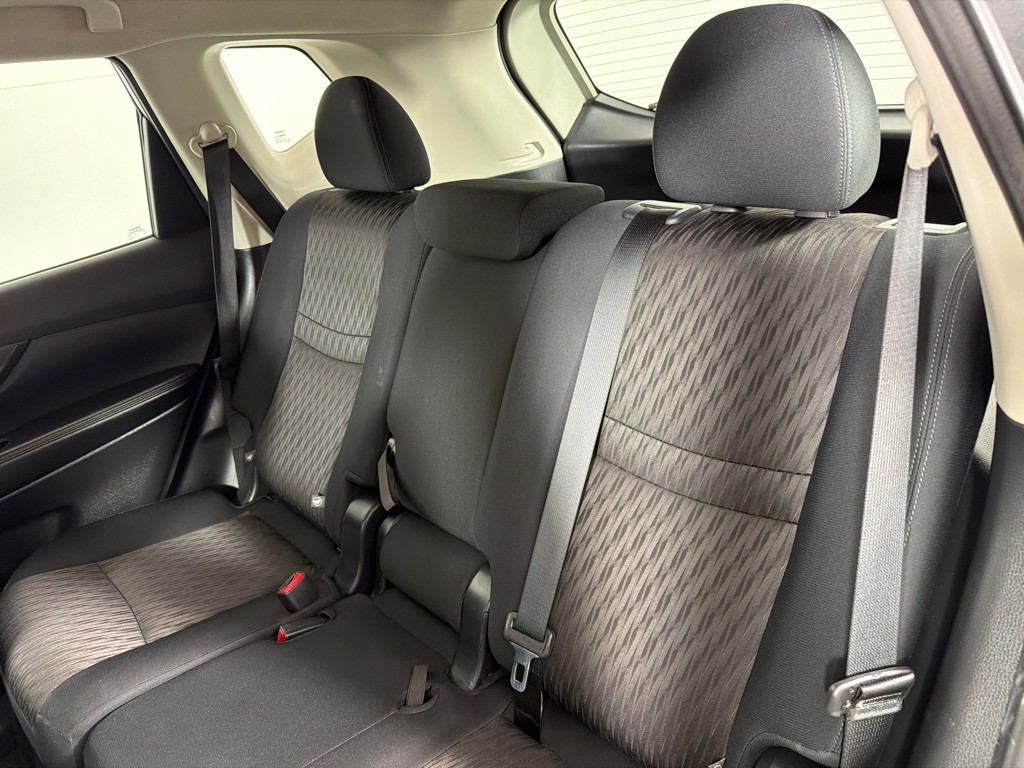 2020 Nissan Rogue Image 19