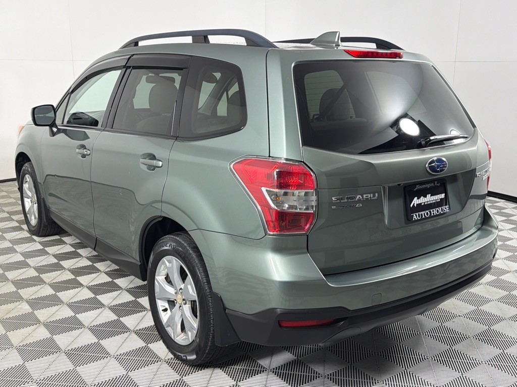 2016 Subaru Forester Image 7