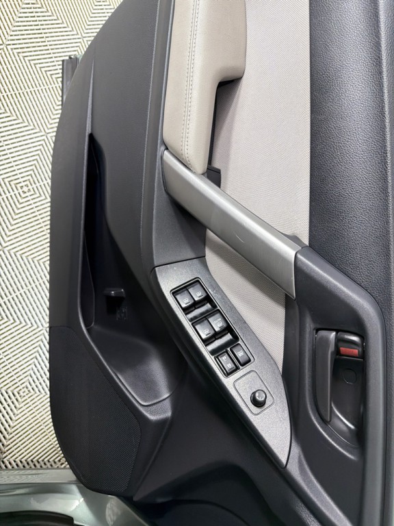 2016 Subaru Forester Image 11