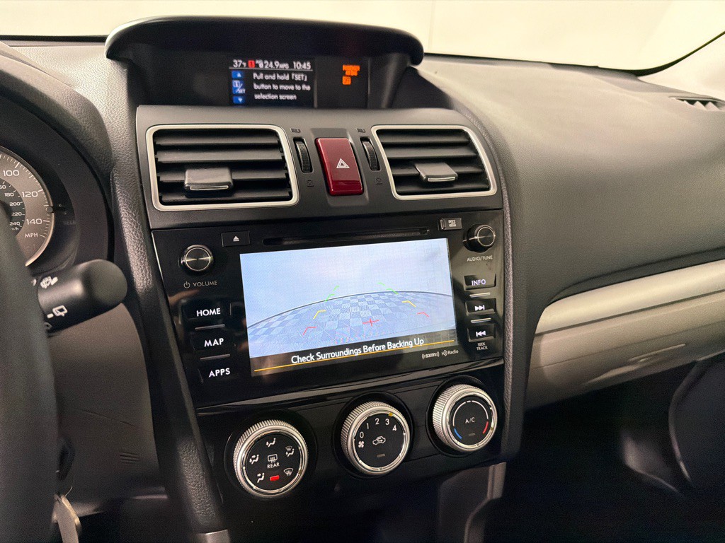 2016 Subaru Forester Image 17