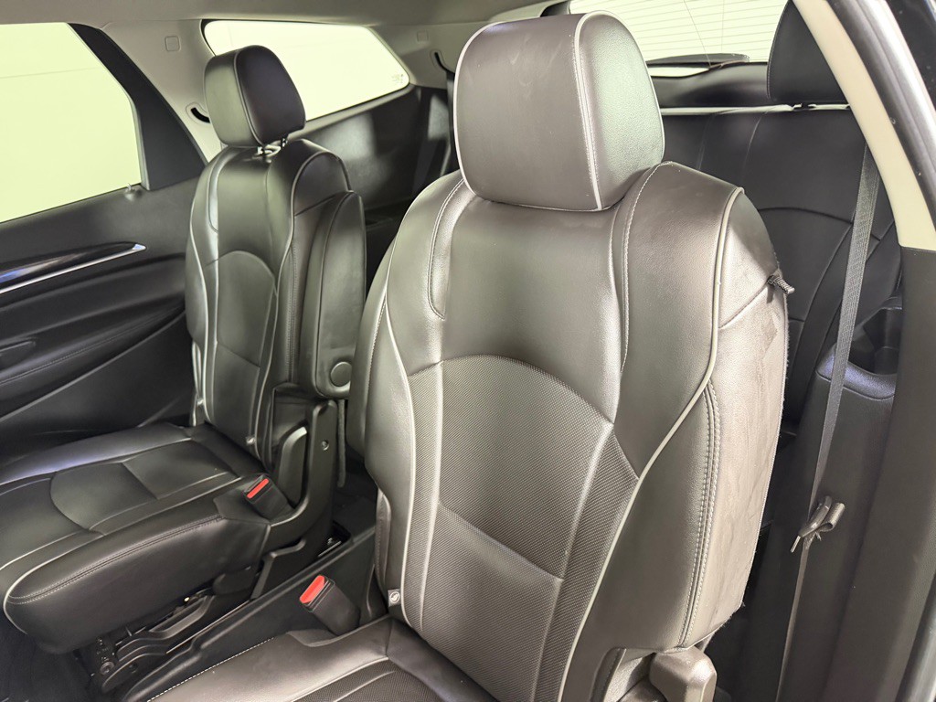 2021 Buick Enclave Image 23