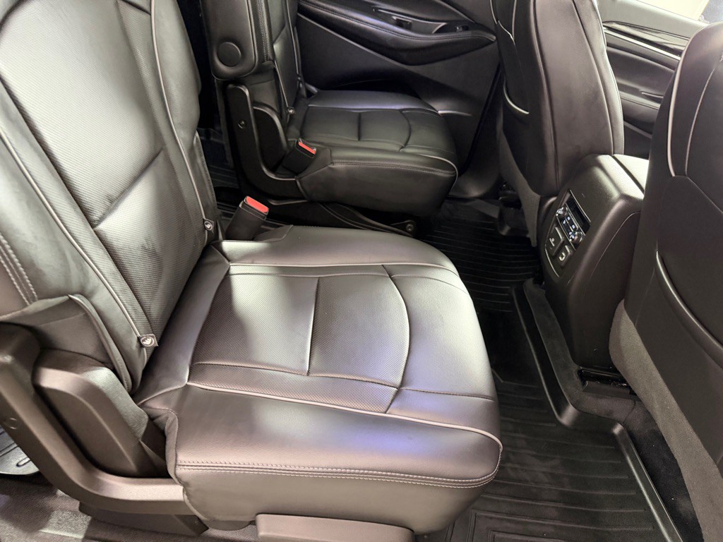 2021 Buick Enclave Image 26