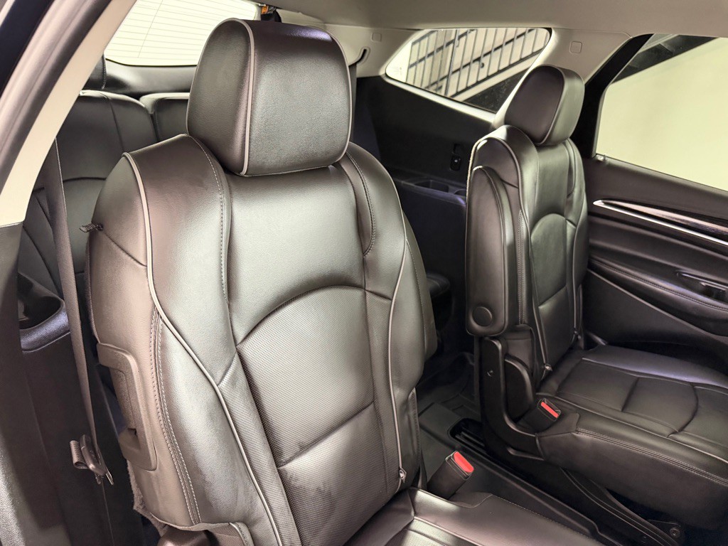 2021 Buick Enclave Image 27