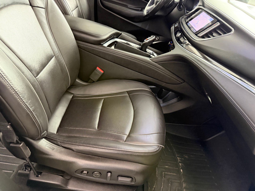2021 Buick Enclave Image 28