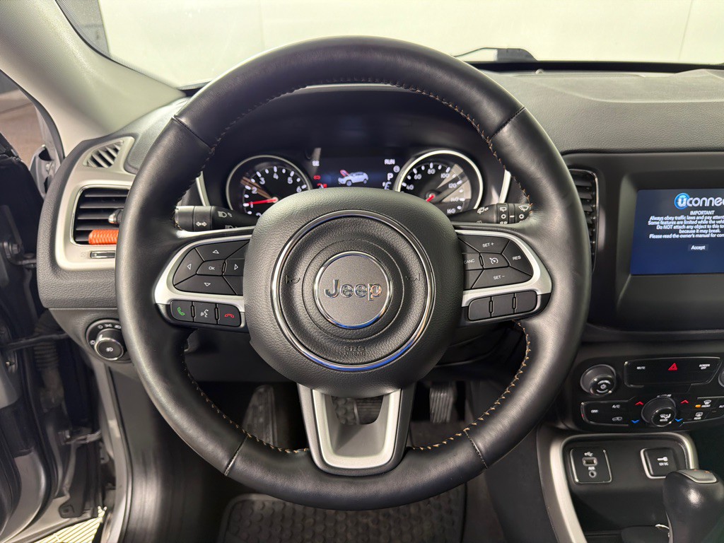 2018 Jeep Compass Image 12