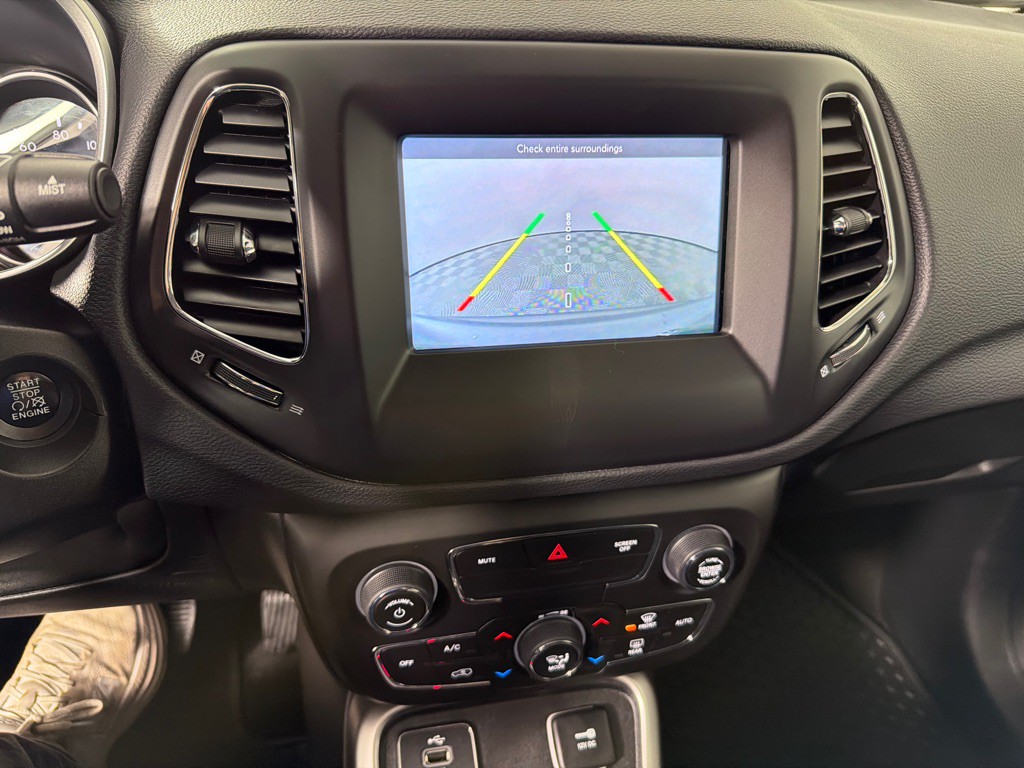 2018 Jeep Compass Image 14