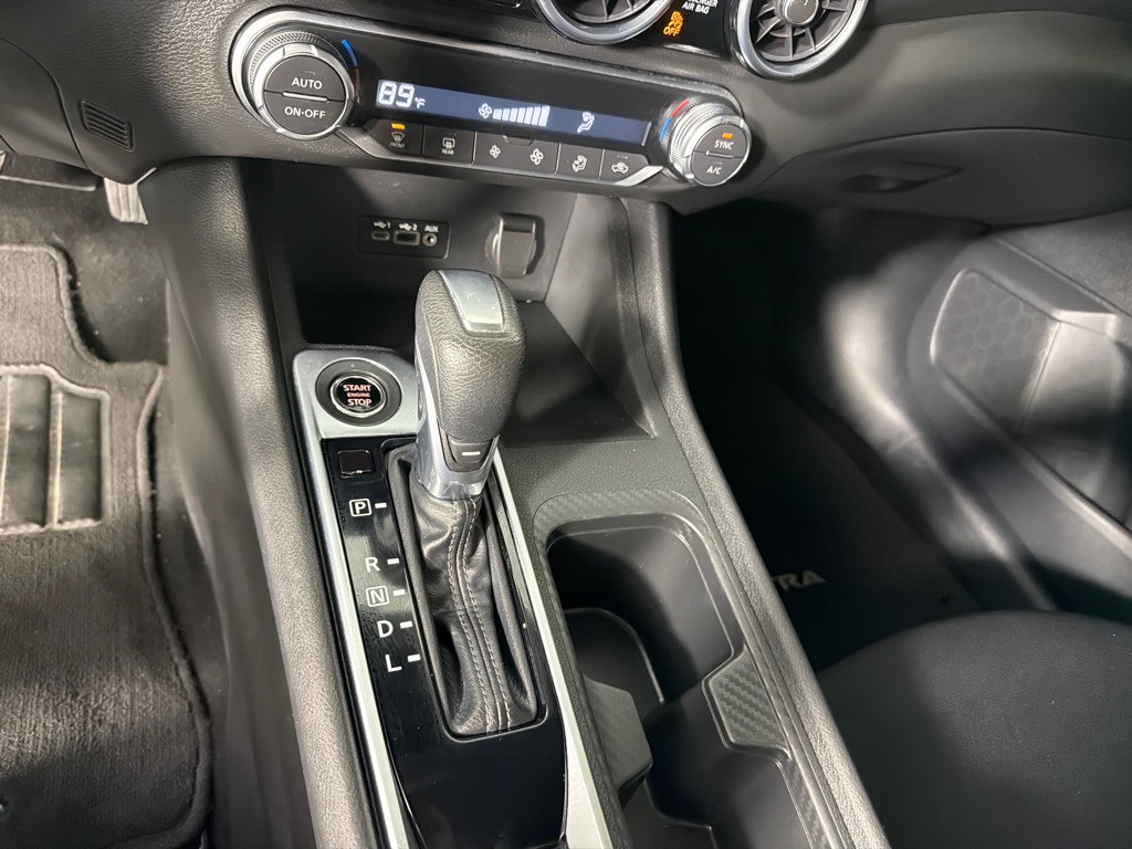 2021 Nissan Sentra Image 17