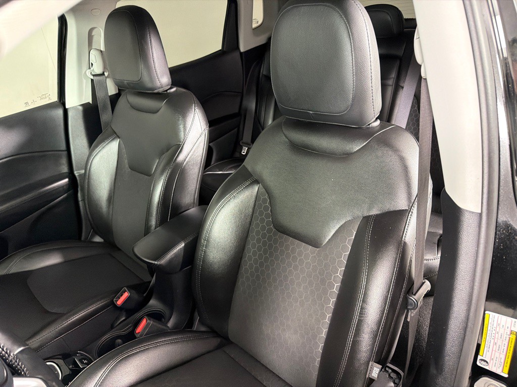 2020 Jeep Compass Image 13