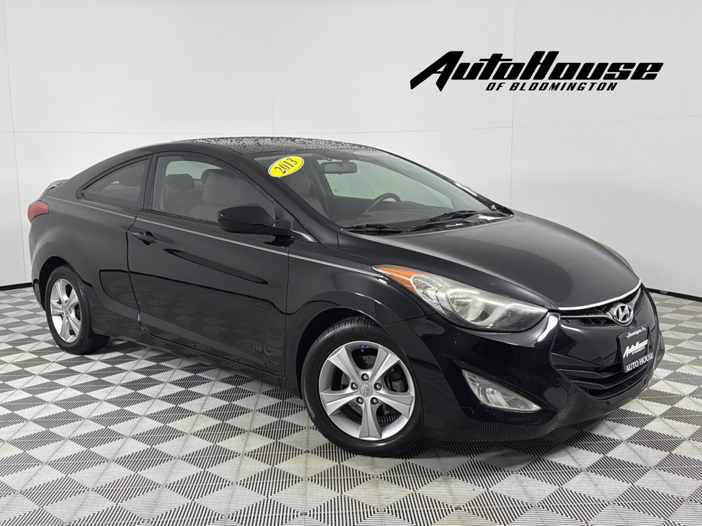 2013 Hyundai Elantra Image 1