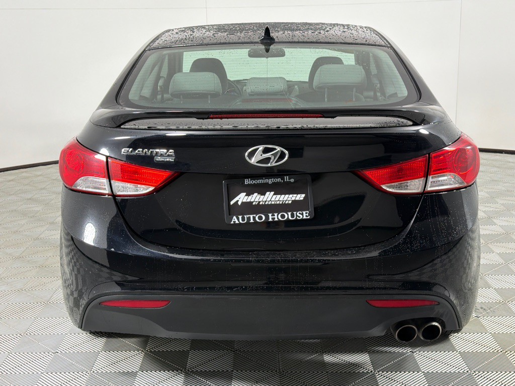 2013 Hyundai Elantra Image 6