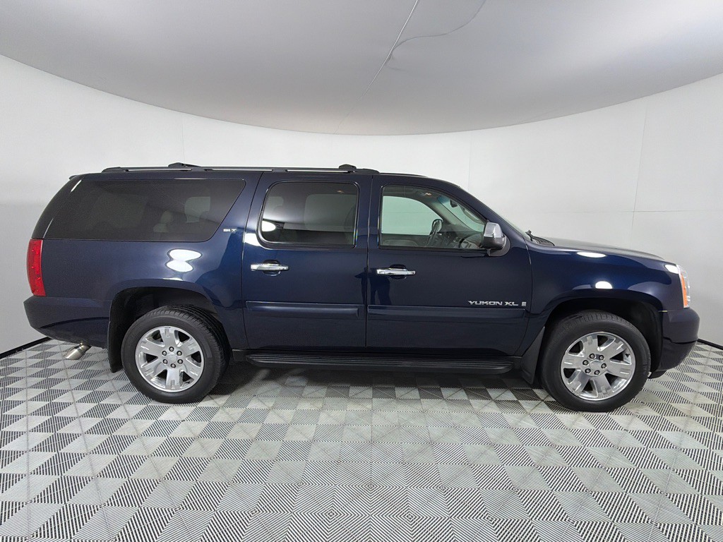 2008 GMC Yukon Image 4