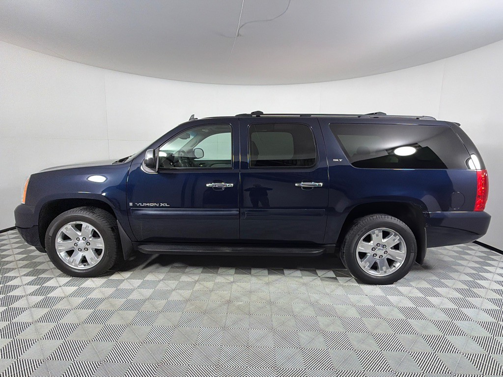 2008 GMC Yukon Image 8
