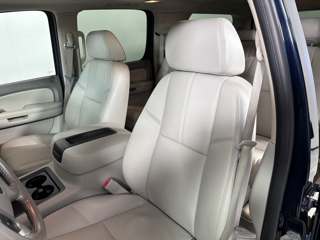 2008 GMC Yukon Image 13