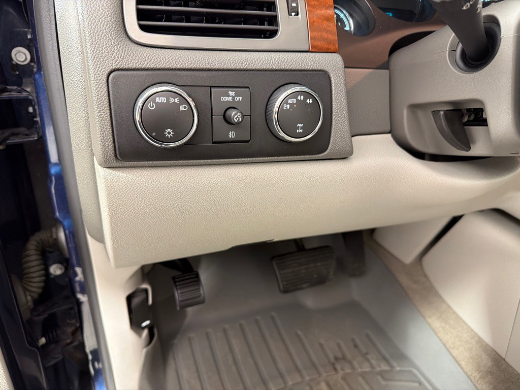 2008 GMC Yukon Image 15