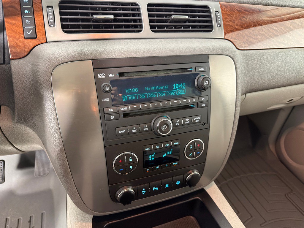 2008 GMC Yukon Image 17