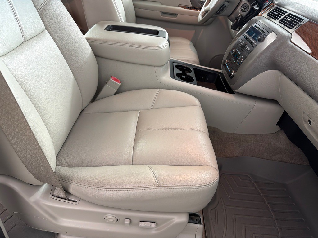 2008 GMC Yukon Image 24