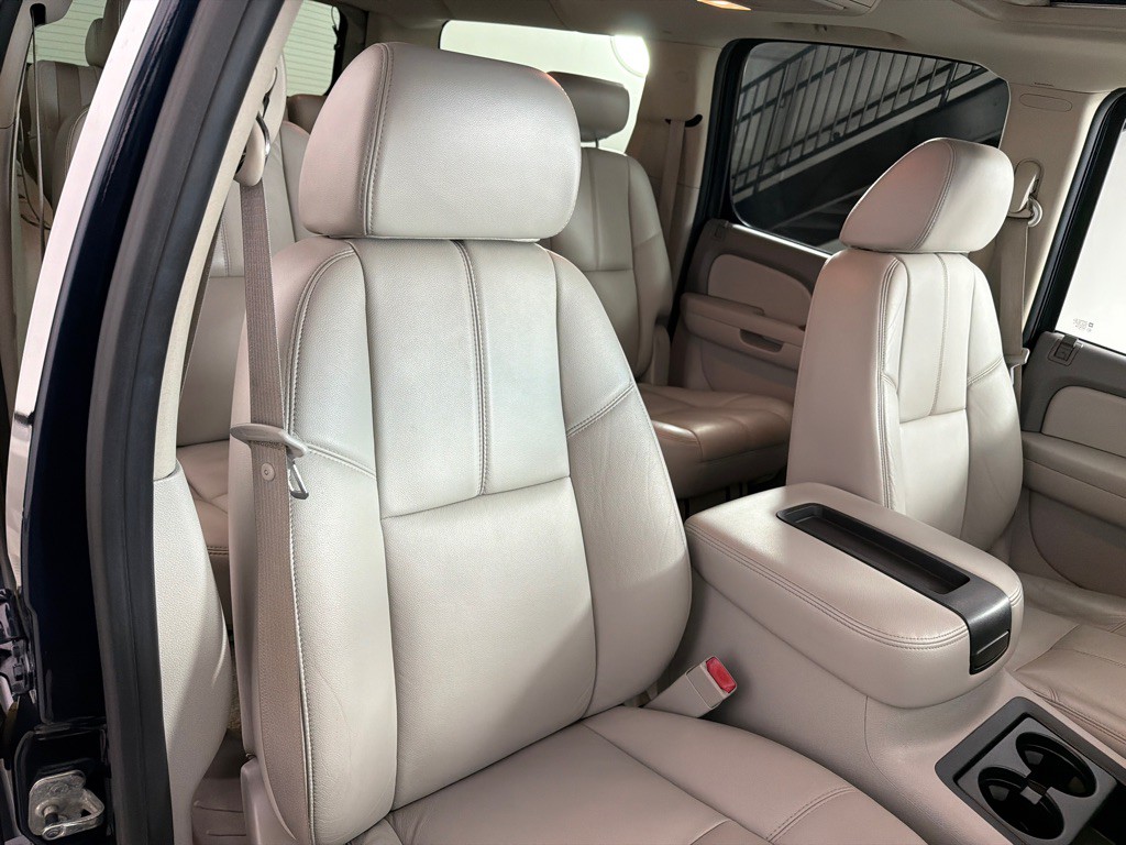 2008 GMC Yukon Image 25