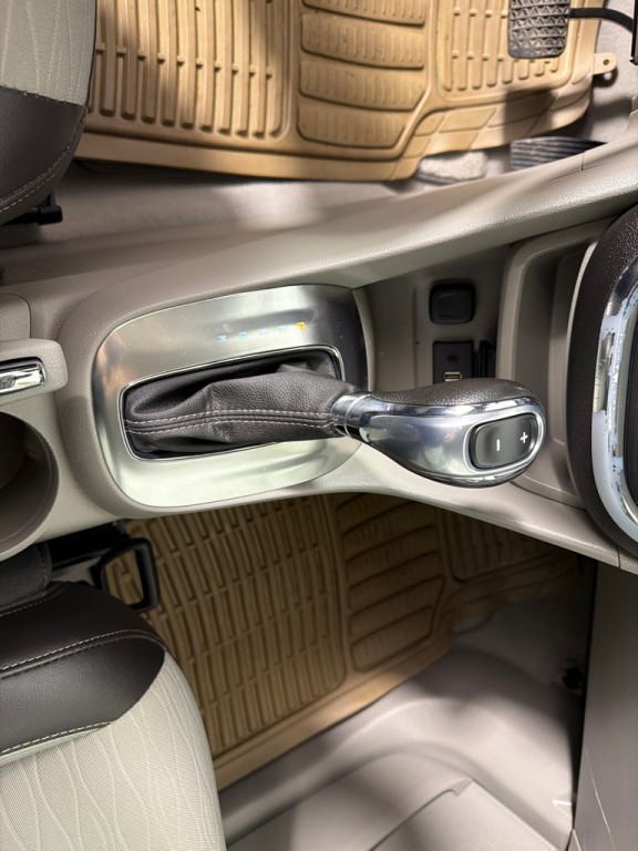 2016 Buick Enclave Image 17