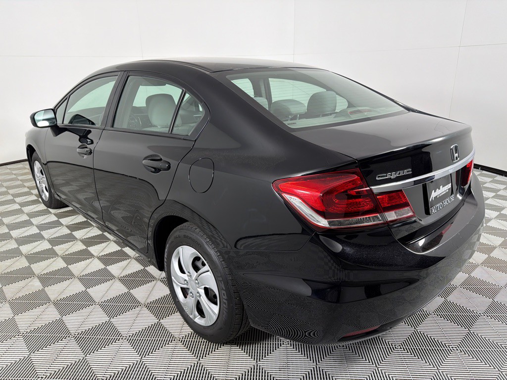 2015 Honda Civic Image 8