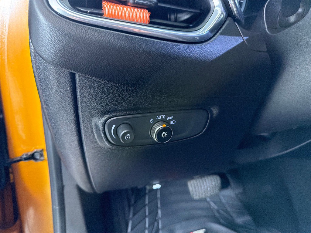 2018 Chevrolet Equinox Image 12