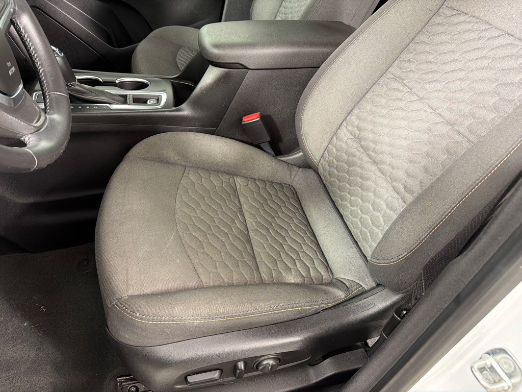 2018 Chevrolet Equinox Image 12