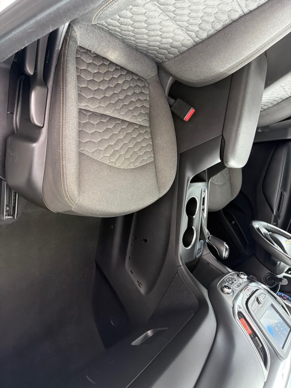 2018 Chevrolet Equinox Image 24