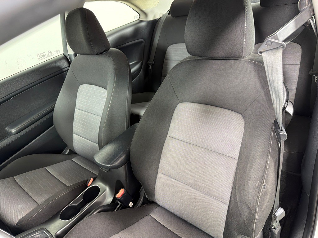 2015 Kia Forte Koup Image 12
