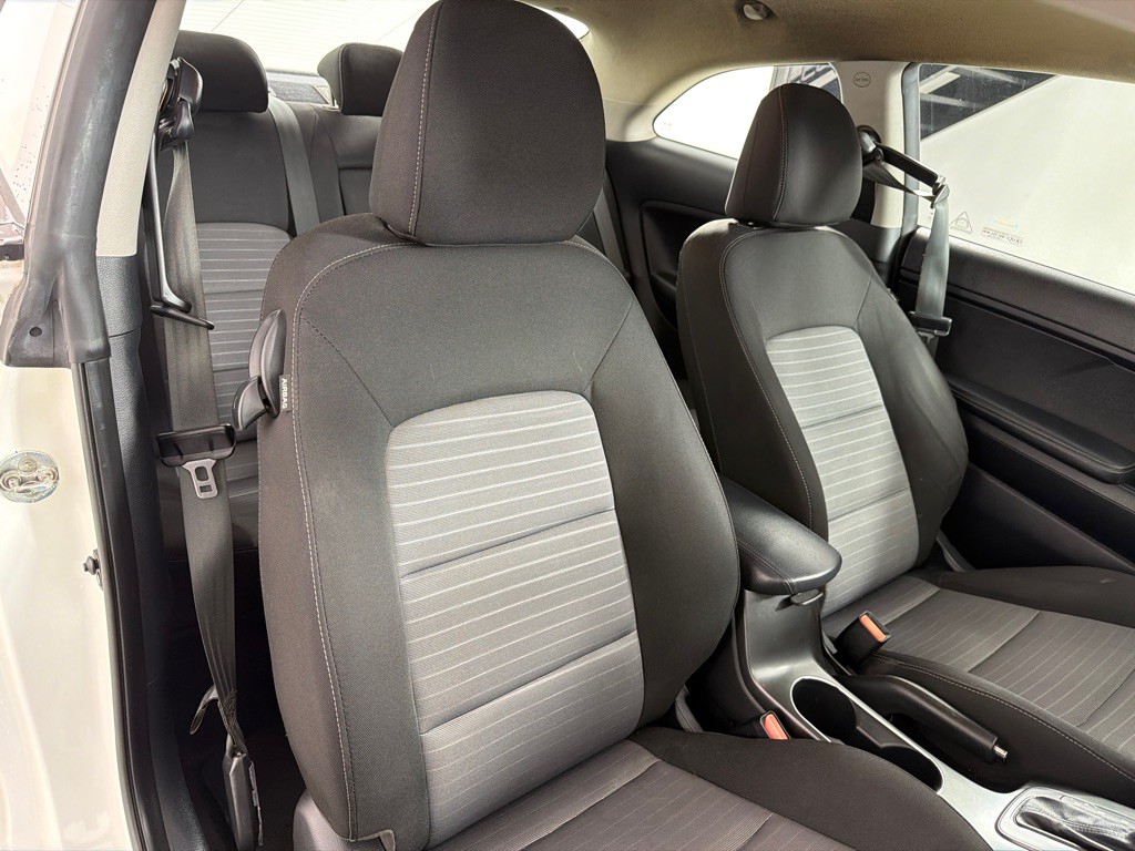 2015 Kia Forte Koup Image 20