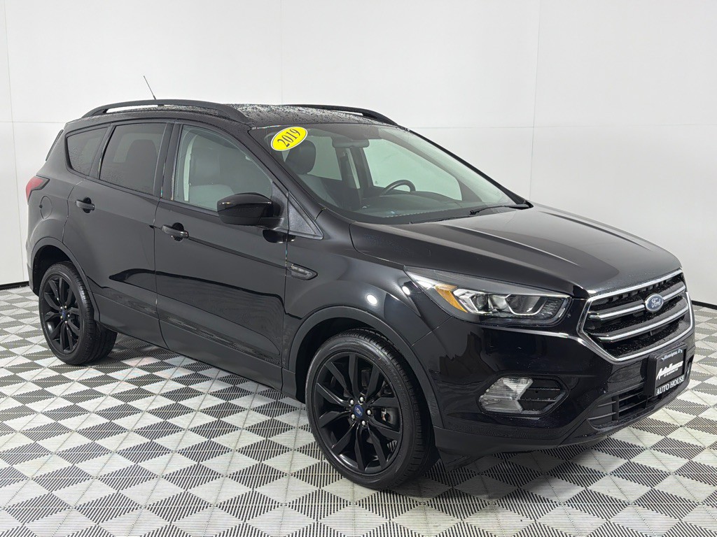 2019 Ford Escape Image 3