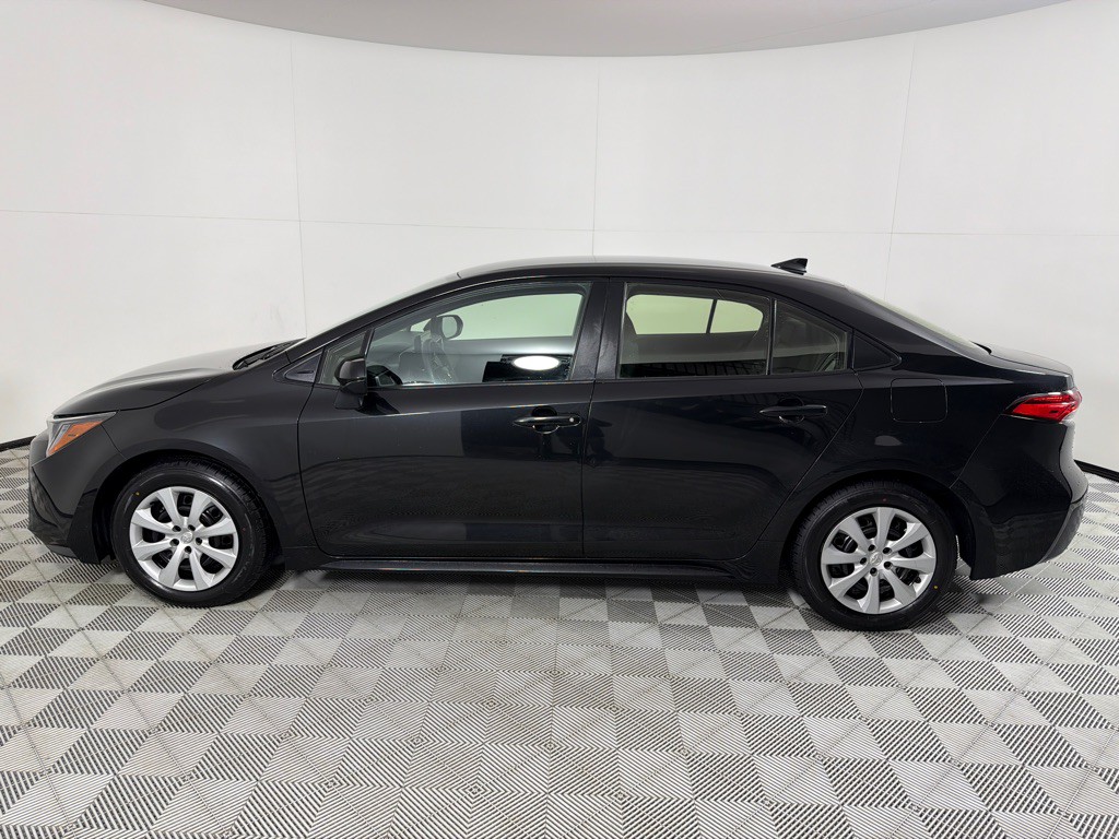 2022 Toyota Corolla Image 8