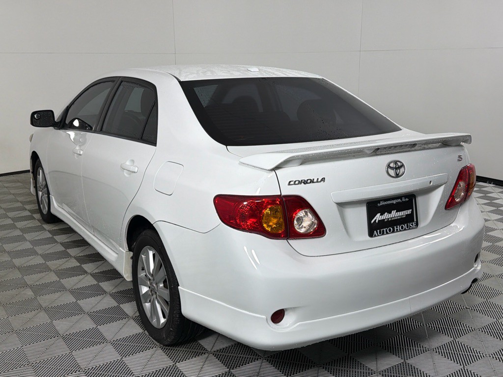 2010 Toyota Corolla Image 7
