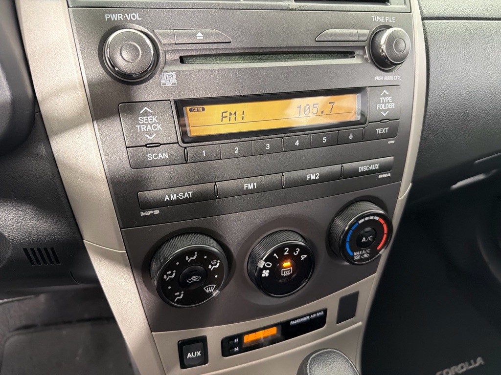 2010 Toyota Corolla Image 14