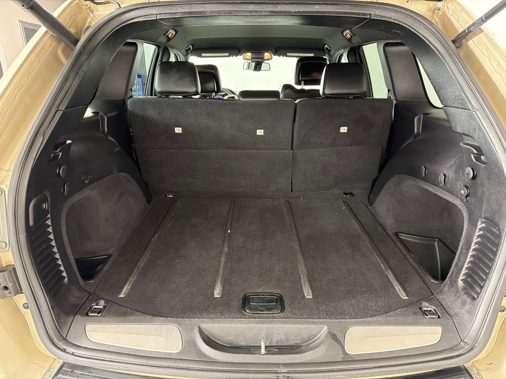 2015 Jeep Grand Cherokee Image 19