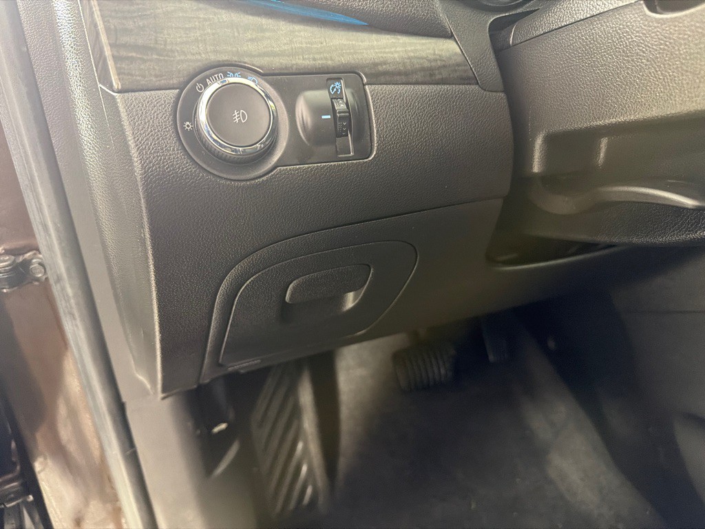 2015 Buick Enclave Image 15