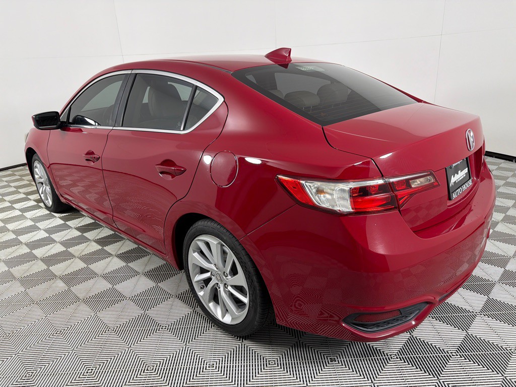 2017 Acura ILX Image 8