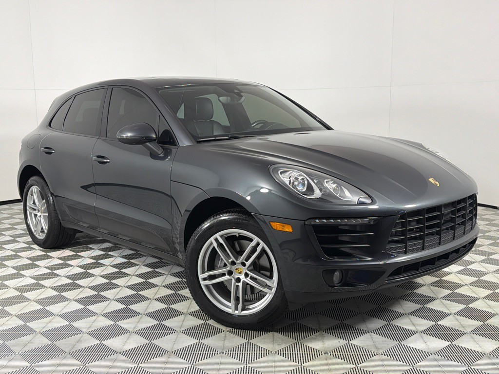2018 Porsche Macan Image 2