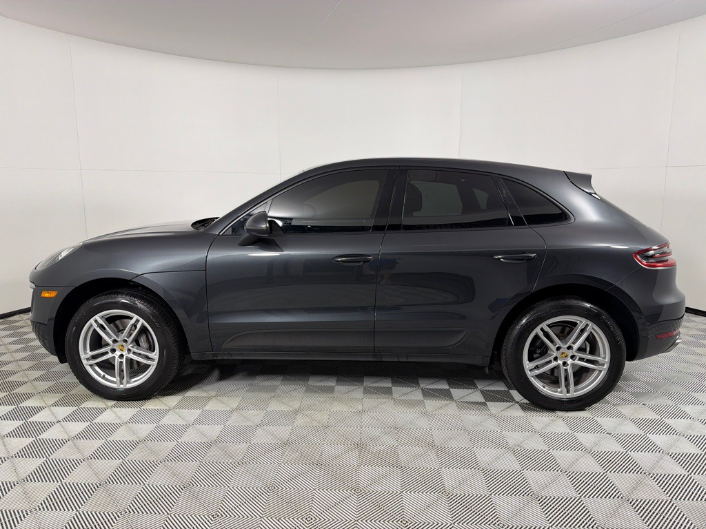 2018 Porsche Macan Image 9