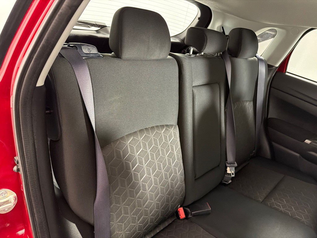 2021 Mitsubishi Outlander Image 24