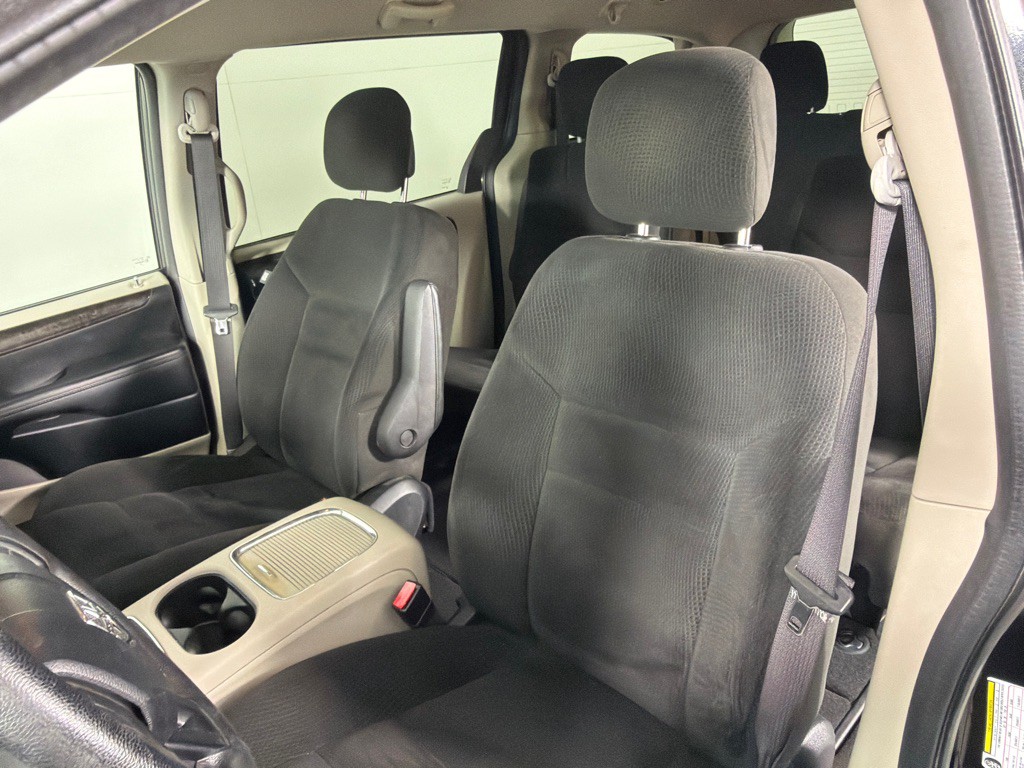2016 Dodge Grand Caravan Image 12