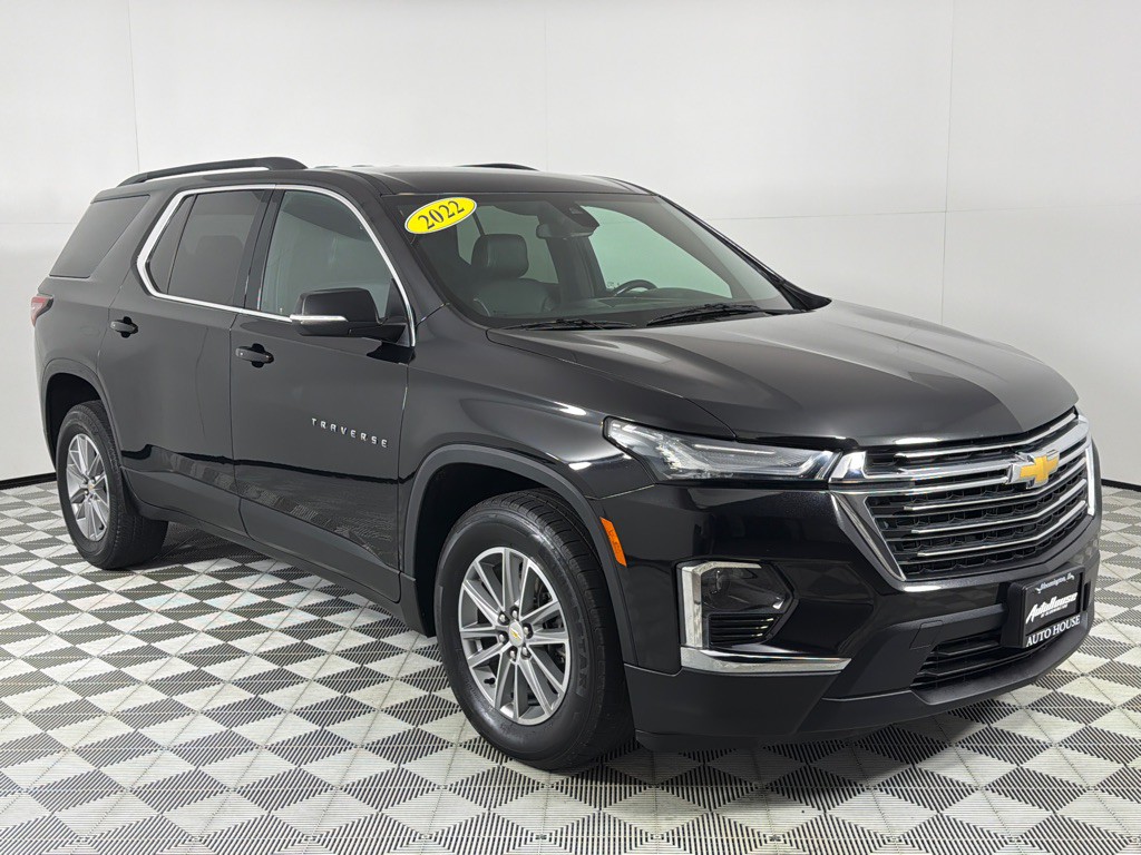 2022 Chevrolet Traverse Image 3