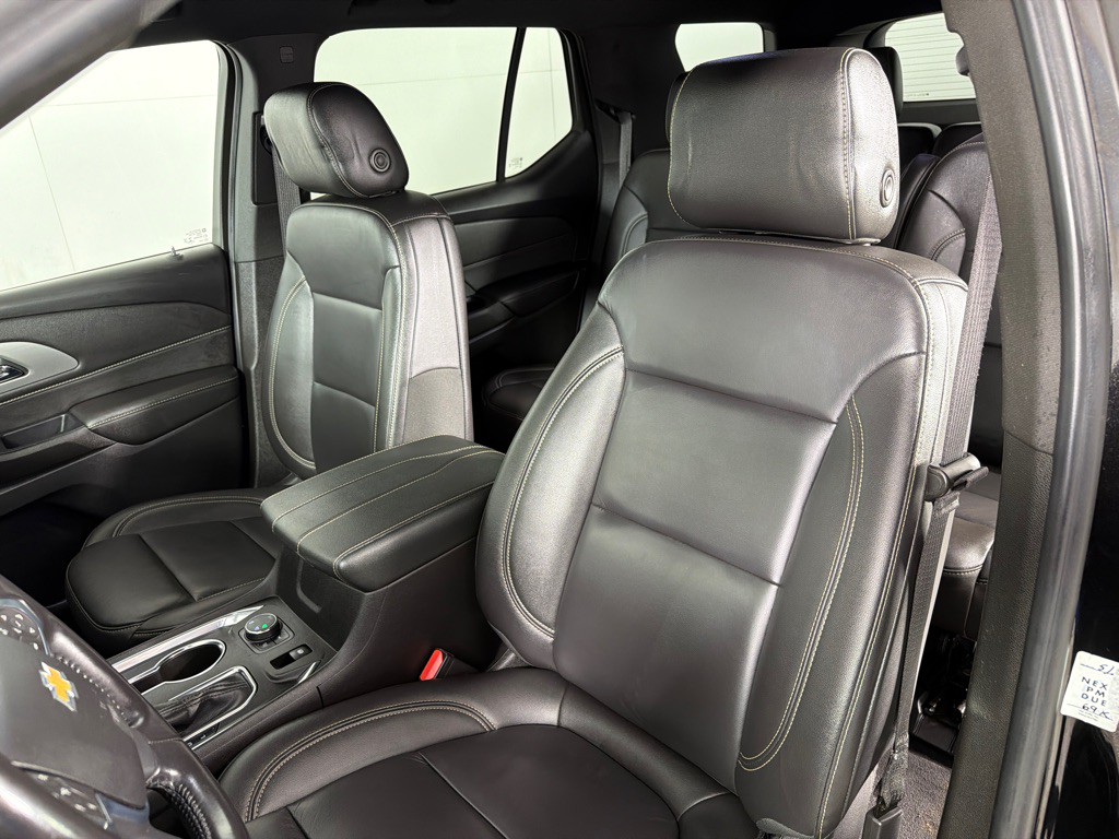 2022 Chevrolet Traverse Image 13