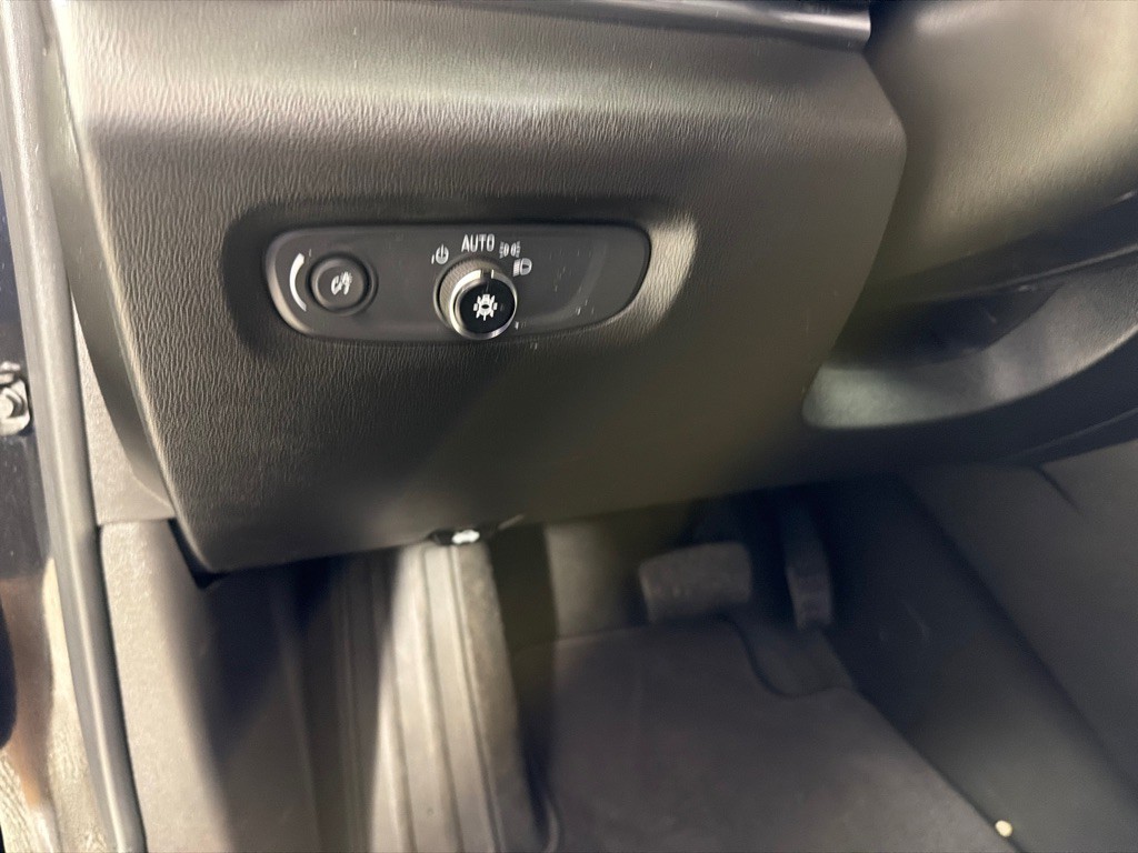 2022 Chevrolet Traverse Image 14