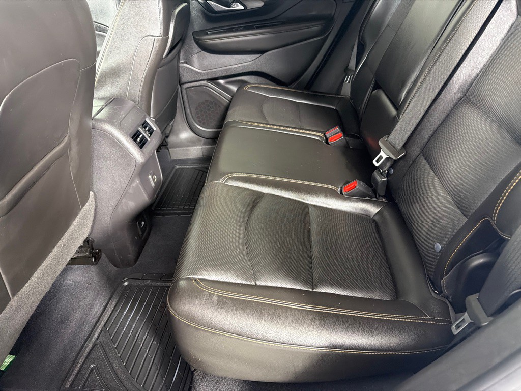 2021 GMC Terrain Image 19