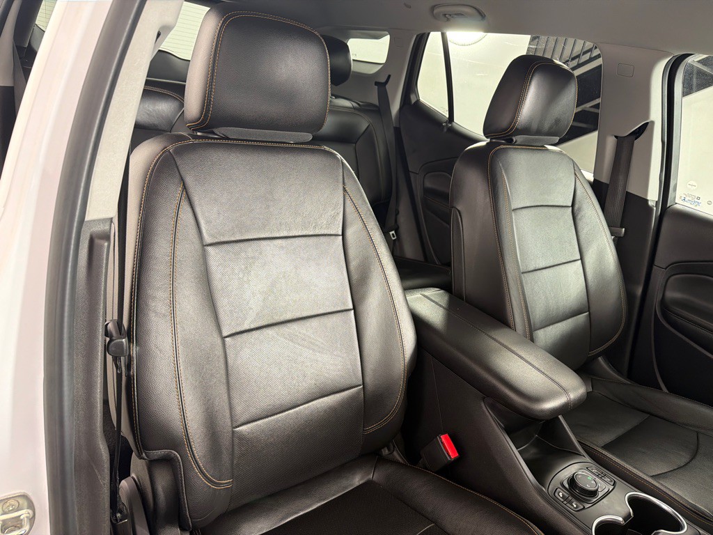 2021 GMC Terrain Image 25