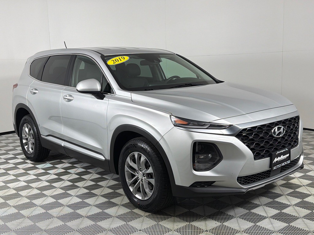 2019 Hyundai Santa Fe Image 3